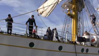 Gorch Fock mit traumhaftem Auslaufmanöver aus Kieler Tirpitzhafen [upl. by Tamiko297]