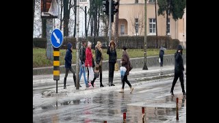 Pešaci osetljiva kategorija u saobraćaju [upl. by Jarred]