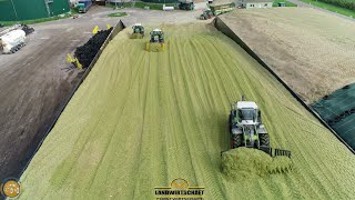 WIR SILIEREN MIT 3 MASCHINEN auf einer Großen Biogasanlage 20 Häckselwagen BGA Biogas Produktion [upl. by Seften]