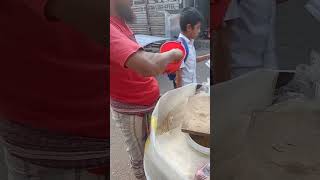 The jalmuri in roadside streetsfoods viralvideo videoshort viralreels fyp [upl. by Ahcsropal962]