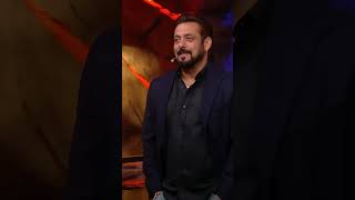 Arfeen ने Karan के दिल को काला कहा  Bigg Boss 18 [upl. by Oizirbaf]