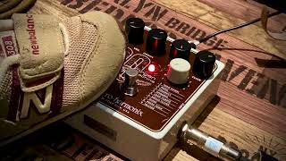 Electro Harmonix C9 [upl. by Ennire]