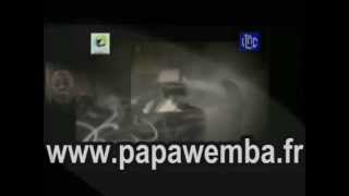 PAPA WEMBA PLEURE EMENEYA  CLIP BLESSURE [upl. by Linnell]