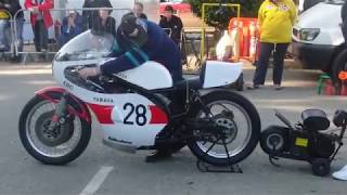 Yamaha TZ 750 Start up [upl. by Nageem635]