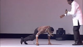 Wizkid Prostrates To King Sunny Ade during a colabo performance at the EbonyLife TV Launch [upl. by Rondi]