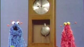 Sesame Street Martians Meet A Clock [upl. by Ursas]