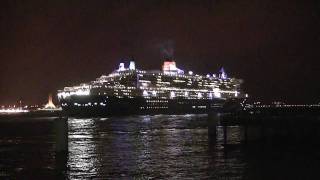 Queen Mary 2  Liverpool Fireworks amp Departure [upl. by Kleeman]