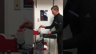 How to ReGrip a Putter [upl. by Alah795]