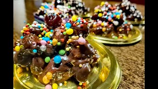 STRUFFOLI NAPOLETANI AL CIOCCOLATO struffoli pignolata o cicerchiata con videoricetteinsieme [upl. by Ridinger696]