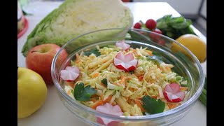 KohlKarottenApfelSalat in 5 Minuten  Köstlich Frisch und knackig Delicious Salad Recipe [upl. by Inhsor]