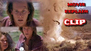 Tremors final scene  Tremors  Tremors 4 final explained in hindi  Tremors movie fight scene [upl. by Gunthar]