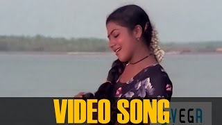 Raavil Raaga Nilavil Malayalam Song  Mazha Nilaavu [upl. by Pepe]