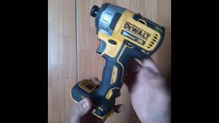 DCF887 U2 Atornillador de impacto 14quot de 3 velocidades Brushless 20V MAX XR DeWALT [upl. by Kaiulani]