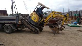 YANMAR VIO 20  Unloading Digger [upl. by Fabrianna491]