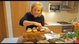 Recept na echt slovenské nátierky │ Zuzana Machová [upl. by Nirret158]