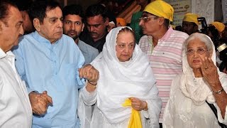 Dilip Kumar amp Saira Banu attends Prans Prayer Meet [upl. by Reivad]