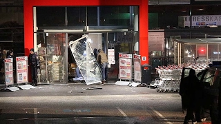 Bankomat aus Supermarkt gestohlen [upl. by Anaet]