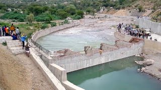 Flash flood first wave to dam flooding Moammars Camera HD [upl. by Yoccm456]