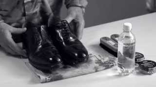 THE PERFECT GUARDSMAN SHOE SHINE [upl. by Erasmo]