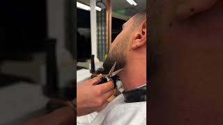 تجربة حلاقة في اكبر صالون حلاقة في الشرق الاوسط 💈✂️ [upl. by Annailuj]