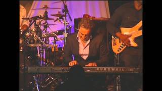 Alex Bugnon performs with Najee  Najee quotLive The Journeyquot [upl. by Maris]