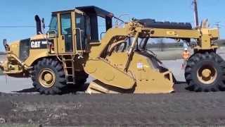 Cat RM500 Road Reclaimer [upl. by Yelsha]