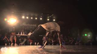 SHUHO vs MALCOM  Top 6 Battles  Summer Dance Forever HOUSE  Osaka 2013 [upl. by Yeleek199]