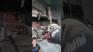 Así de rápido se trabaja en los YONKES mechanic autos tallermecanico [upl. by Aisatal]