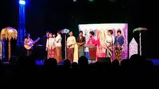 Gita Suara Sydney Vocal Group Ayo Mama at Bryan Brown Theatre Bankstown 11 November 2018 [upl. by Reilamag462]