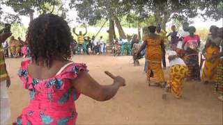 Danse traditionnelle baoulé des femmes de Yobouékro SP Djekanou [upl. by Fallon]