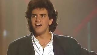 Glenn Medeiros  Long and lasting love  Studio performance 16101988 [upl. by Lasala11]