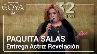 Paquita Salas entrega el Goya a Actriz Revelación  Goya2018 [upl. by Anaahs616]