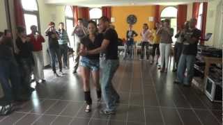 Kizomba intermédiaire avec Yami et StEffy quotStep Onequot [upl. by Grados]