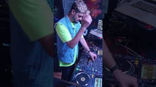 DJ Ravish Trolling Crowd In Bengaluru  Windows Error  Abhi Toh Party Shuru Hui Hai  Live DJ Video [upl. by The523]