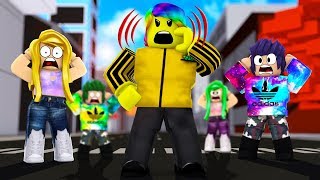 YELLING WITH 100 TRILLION POWER DEADLY Roblox Shouting Simulator [upl. by Ellesor]