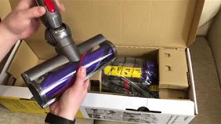 DYSON V10 Cyclone Cordless 2018  Unboxing amp Review [upl. by Hubble]