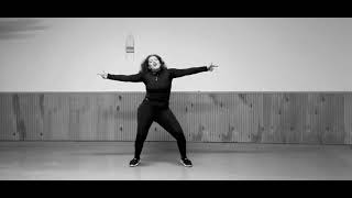 Azonto Fuse ODG feat Tiffany Choreo done by Linda dance workout [upl. by Adelpho]