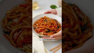 15 minute Yaki Udon 😍 easyrecipe [upl. by Wayolle]