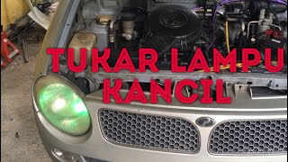 CARA TUKAR LAMPU KERETA  diy easy [upl. by Ob]