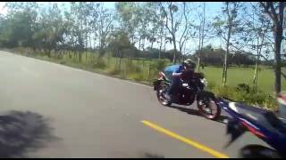 pique honda cb 190 vs pulsar 180 y gixxer 150 Villao esta de locos [upl. by Clementas]