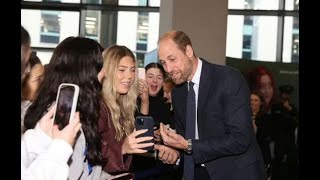 Le prince William suscite la frénésie des fans en donnant à un élève la meilleure raison pour laquel [upl. by Darby]