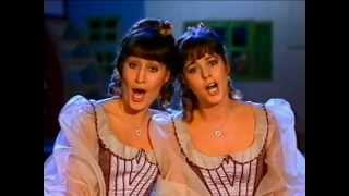 Gitti und Erika  HeimwehJodler  Superhitparade der Volksmusik  1983 [upl. by Hoashis653]