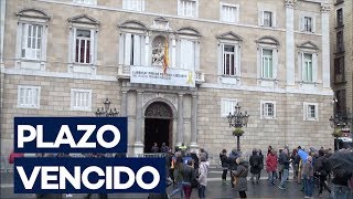 Vence el plazo para retirar el lazo amarillo del Palau de la Generalitat [upl. by Branden]