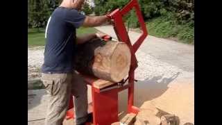 MACCHINA TAGLIO LEGNA DA ARDERE max 40 cm firewood cutting  Saw Bench  Logging Saw [upl. by Zimmerman]