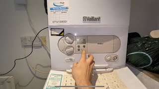 HOW TO PUT A VAILLANT ECOTEC plus 831 IN TO SERVICE MODE  Boiler Training [upl. by Laurentia870]