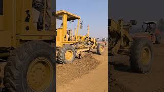 Grader work🚜🚜😜youtubeshorts catequipment grader moradabadgraderoperator constructionequipment [upl. by Ydnic]