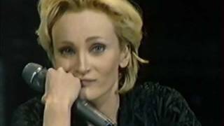 Eternellement Kaas  Patricia Kaas quotPodmoscovnie vecheraquot Live 98 à Moscou [upl. by Aynotal]