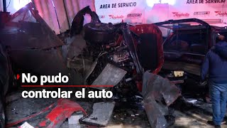 MientrasDormía  4 jóvenes en un auto se impactaron contra un taller mecánico en Calz de Tlalpan [upl. by Obmar]