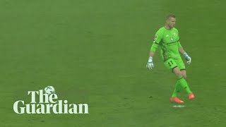 Mainz goalkeeper takes his eye off the ball attempting to play a pass [upl. by Liesa]