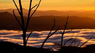 Un incroyable «time lapse» des paysages de Tasmanie [upl. by Saideman]